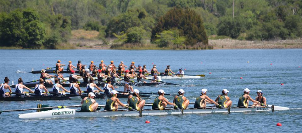 rowing teams competing